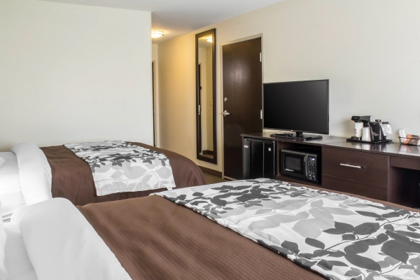 Sleep Inn & Suites University